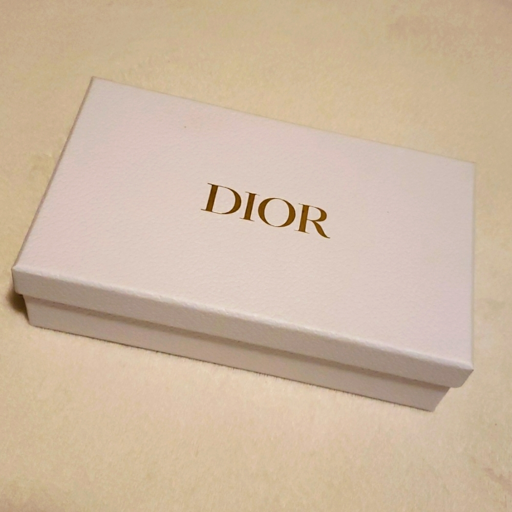 Dior Sunglasses gift Box.